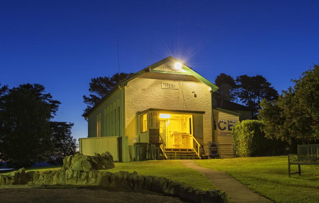 Rainbow Pines Tourist Caravan Park Adaminaby Dış mekan fotoğraf