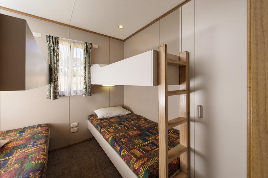 Rainbow Pines Tourist Caravan Park Adaminaby Dış mekan fotoğraf