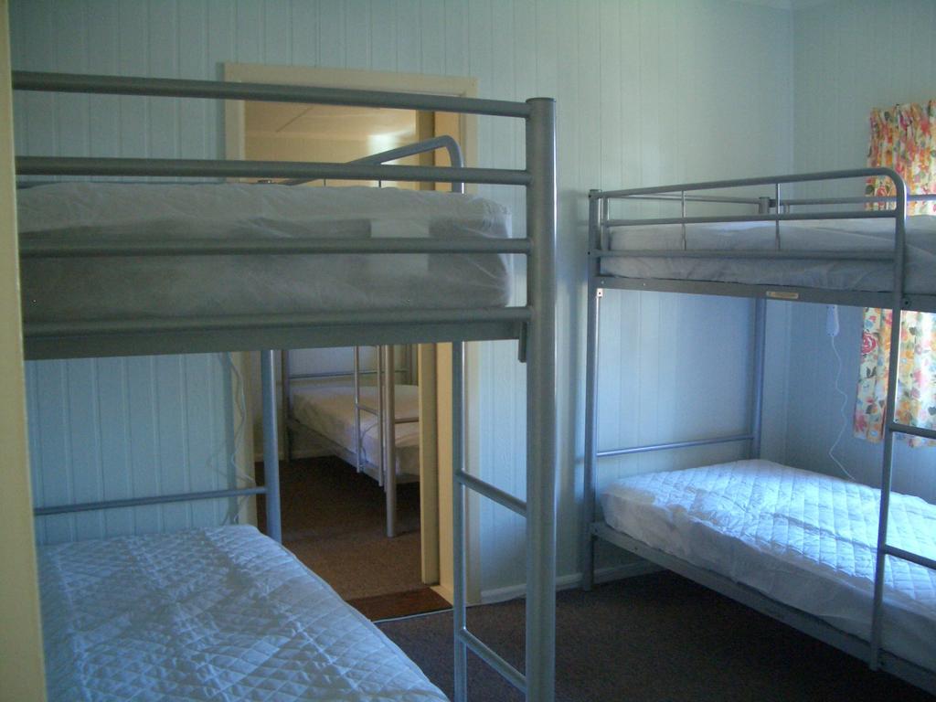 Rainbow Pines Tourist Caravan Park Adaminaby Dış mekan fotoğraf